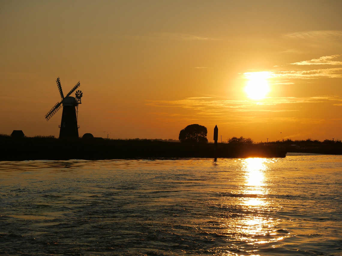 norfolk broads.JPG